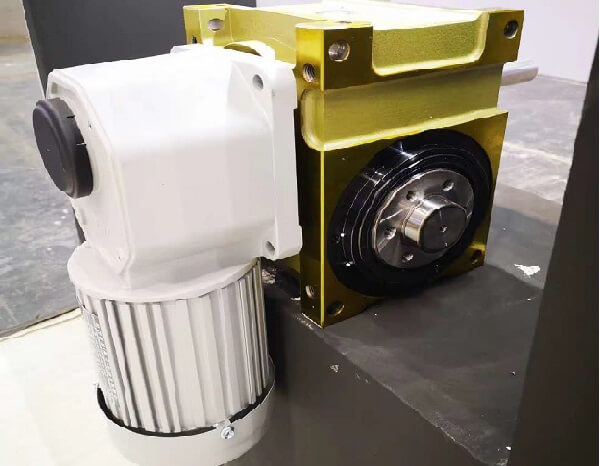 分割器減速機-士元直角軸減速機的廣泛使用